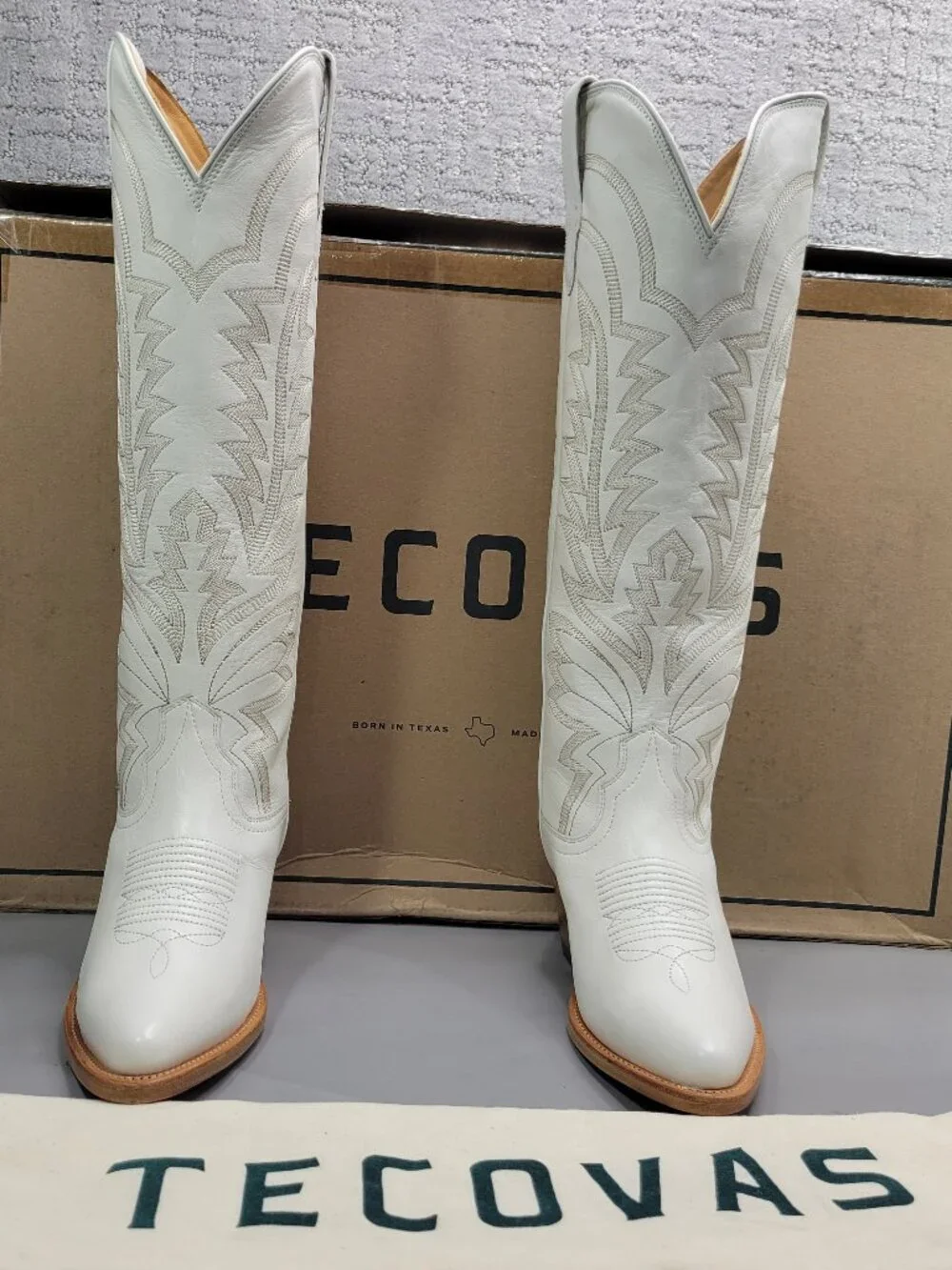 Tecovas The Abby Women's Size US 7.5B Snow Cowhide Cowgirl Boots.